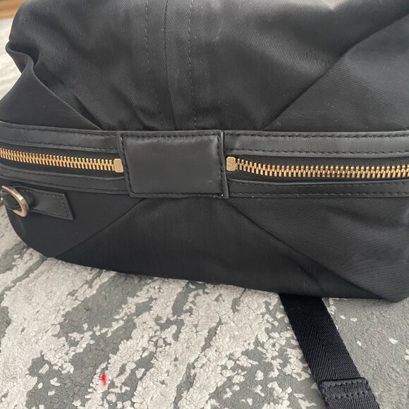 Caraa Sport Backpack: Studio 2XL - Picture 10 of 15